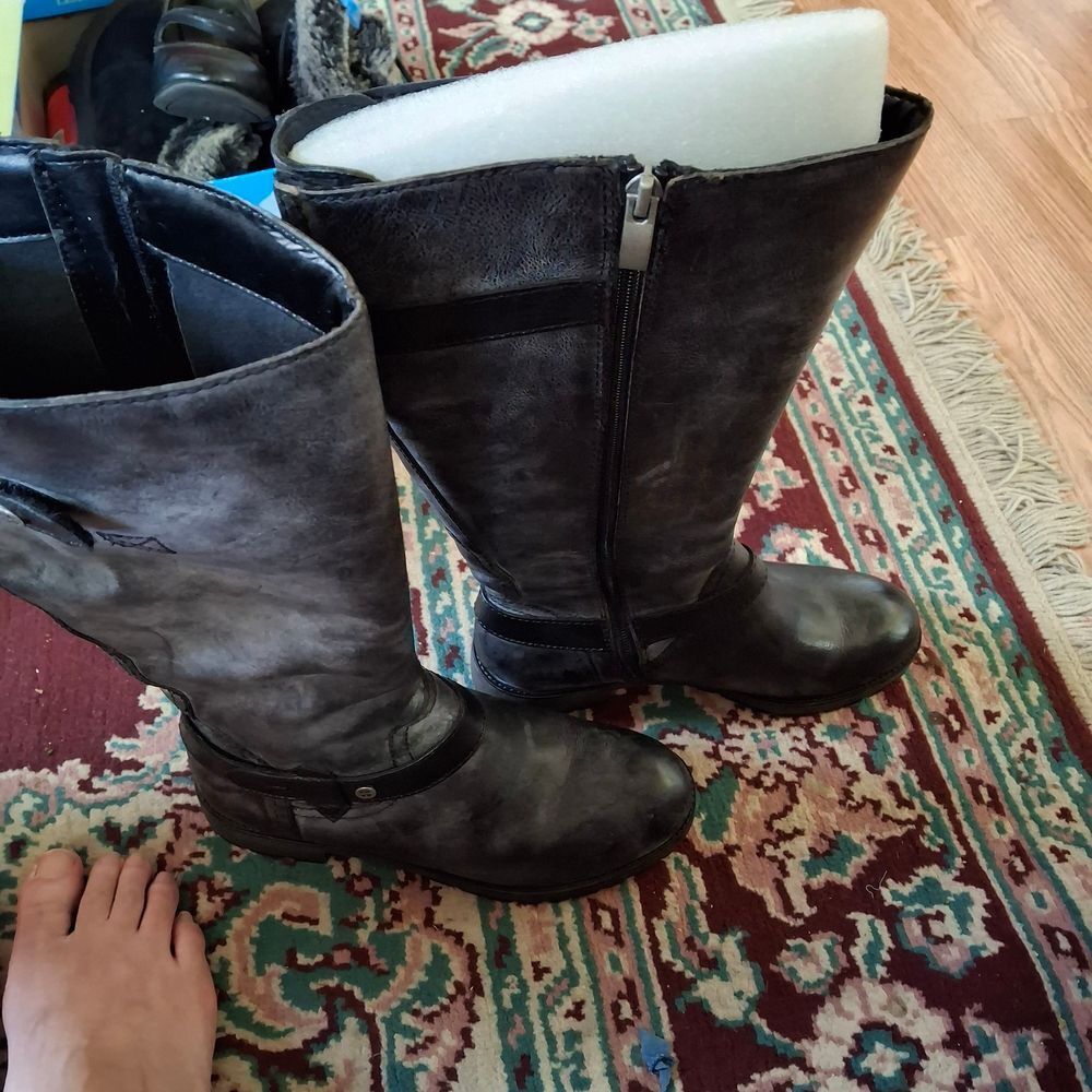 Naturalizer Dark Gray Heeled Boots